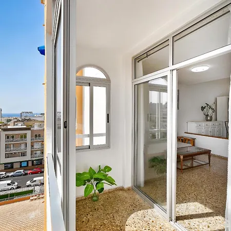 Cozy In Center Of Cristianos Ocean And Mountain View